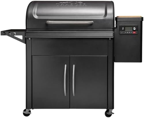 Traeger Silverton XL Wood Pellet Grill & Smoker, 854 Sq In, WiFi + Cover by Unknown
