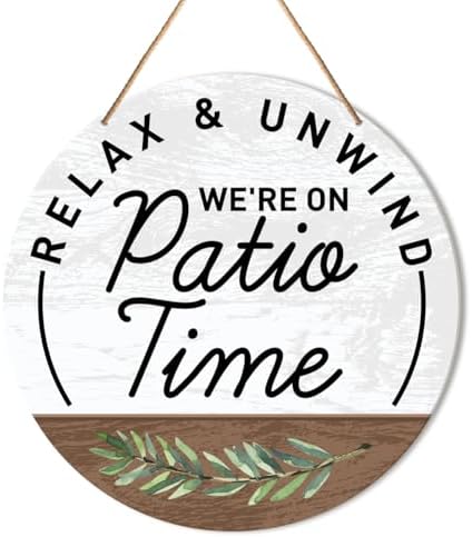 Muktoujaumai Patio Sign Decor, Patio Round Hanging Sign Decor Farmhouse Wall Decorations Outdoor Living Wood Sign for Porch, Deck, Backyard, Housewarming Gift for New House Home, We're Patio Time by Muktoujaumai
