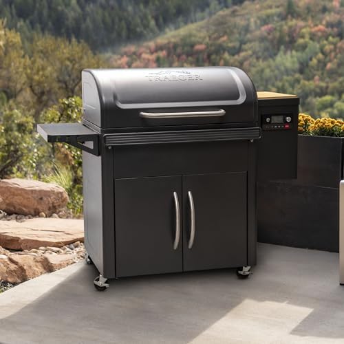 Traeger Silverton XL Wood Pellet Grill & Smoker, 854 Sq In, WiFi + Cover - Image 2