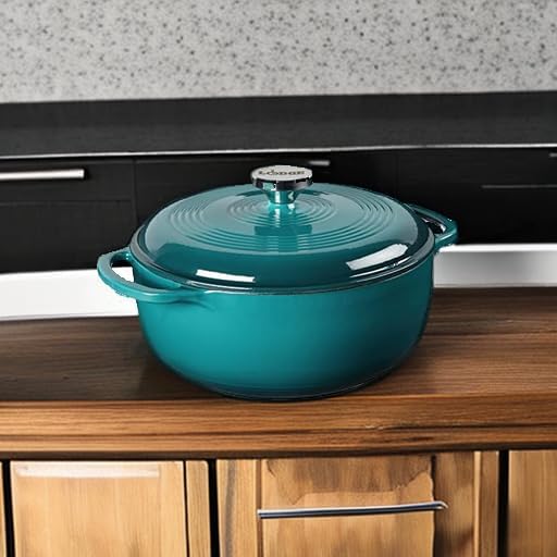 Lodge Essential Enamel Cast Iron Dutch Oven, 4.5 Quart, Lagoon - Image 5