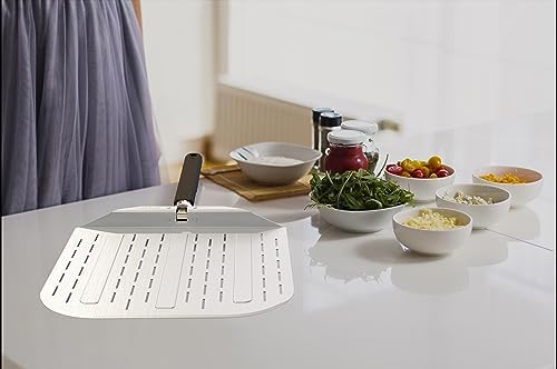 12-Inch Aluminum Pizza Peel with Long Foldable Handle - Image 6