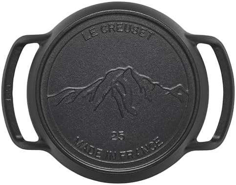 Le Creuset Enameled Cast Iron Skillet, 10" - Image 2