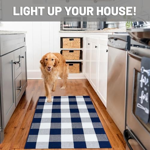 IOHOUZE 27.5x43 Buffalo Plaid Rug, Washable Outdoor Door Mat, Navy White - Image 6