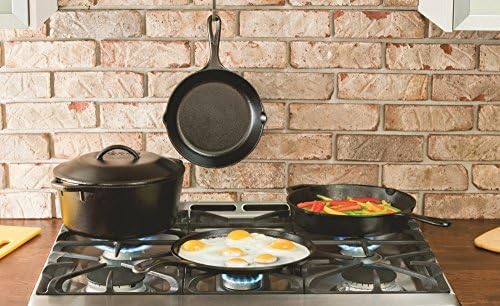 Lodge Pre-Seasoned Cast Iron Dutch Oven with Bail Handle, 7 Quart - Image 3