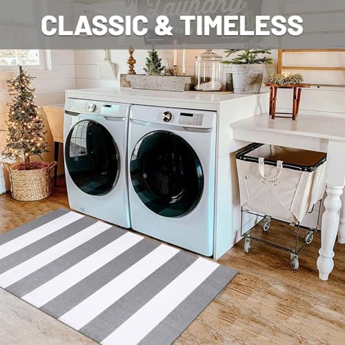 IOHOUZE 27.5x43 Striped Outdoor Door Mat, Washable Porch Rug, Grey/White - Image 5