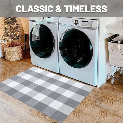 IOHOUZE 2x3 Buffalo Plaid Rug, Washable Outdoor Door Mat, Grey White - Image 5
