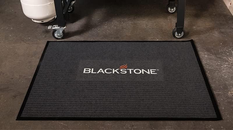 Blackstone Griddle Accessories Grill Splatter Mat (43.5" x 30.5"), 5036, Under The Grill Mat for Patio & Deck Protection – Outdoor BBQ Grilling Barbecue Pad for Gas Grill, Garage, Black - Image 4