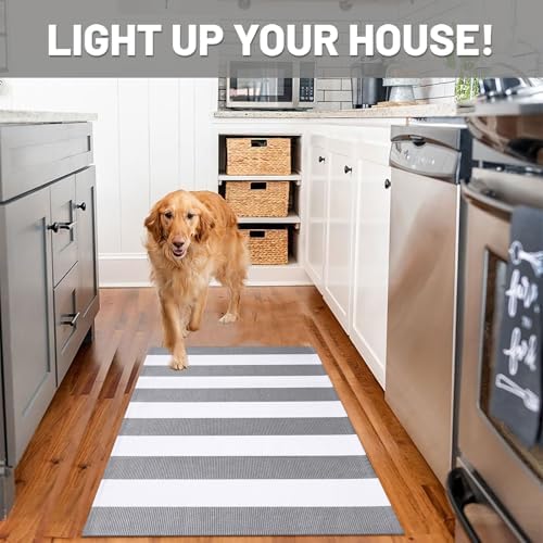 IOHOUZE 27.5x43 Striped Outdoor Door Mat, Washable Porch Rug, Grey/White - Image 4