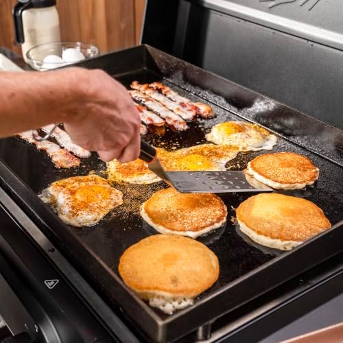 Traeger Irontop 2-Burner Griddle, 504 Sq In, Even Heat, Wind Guards - Image 6