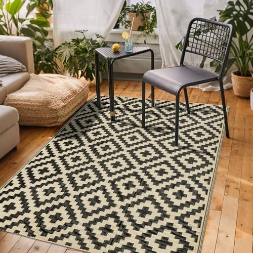 SAND MINE Reversible Mats, Plastic Straw Rug, Modern Area Rug, Large Floor Mat and Rug for Outdoors, RV, Patio, Backyard, Deck, Picnic, Beach, Trailer, Camping (3' x 5', Black & Beige Lattice) by SANDMIND